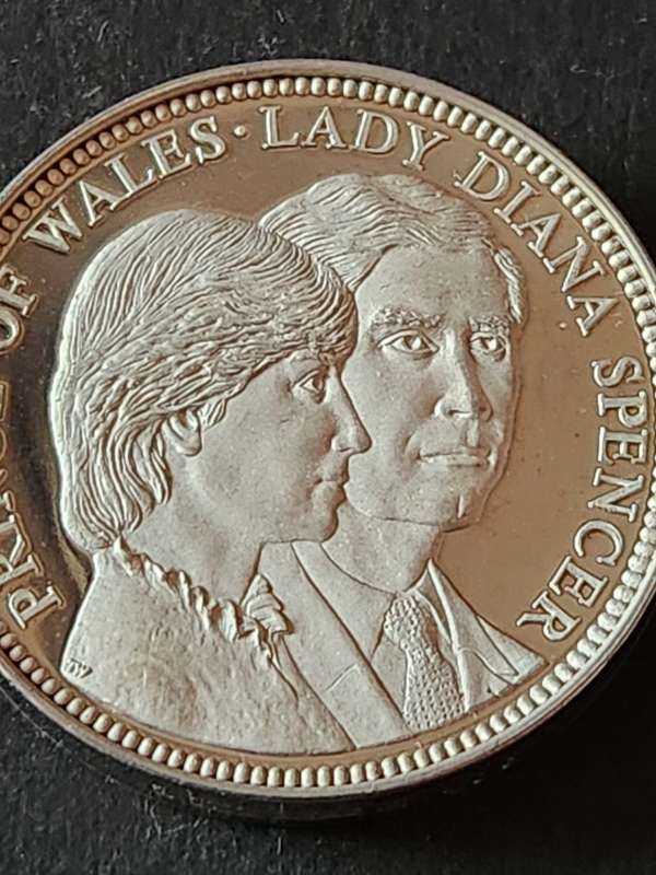 Sterling Silver Medallion to Commemorate the marriage of Price Wales and Lady Diana Spencer 29 July