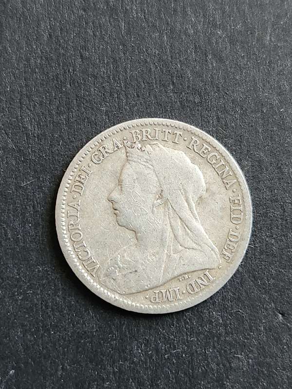 UK Sixpence 1900 Silver - as per photograph