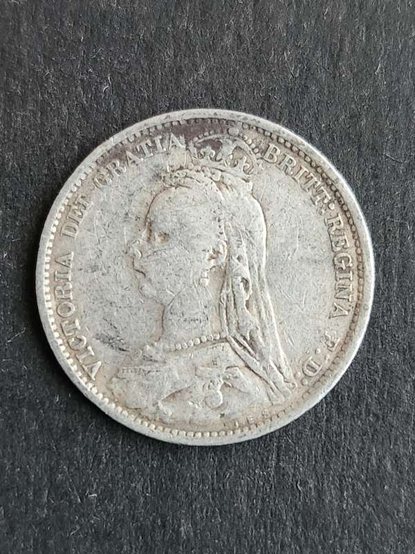 UK Sixpence 1889 - as per photograph