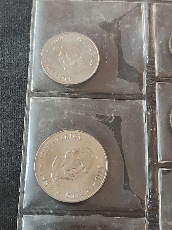 SA Mint Pack 1982 - as per photograph