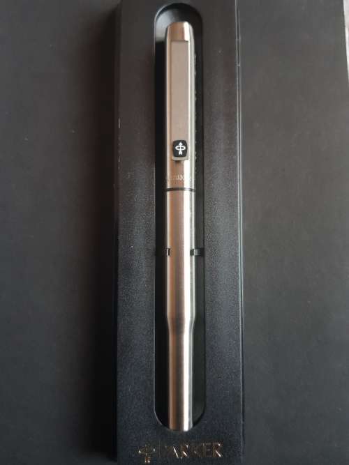 Vintage Parker Rollerball Engraved 0157 Quality Solvence 1990(needs refill)