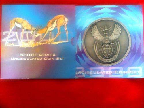 2000 SOUTH AFRICA UNC SET - NEW COAT OF ARM - STILL IN BOX