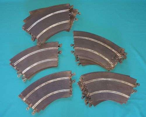 LOT OF OLD SCALEXTRIC SLOT CAR TRACKS