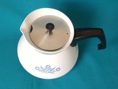 CORNING WARE 6 CUP TEA POT