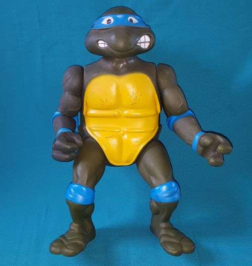 VINTAGE 1989 TEENAGE MUTANT NINJA TURTLE LARGE FIGURINE / TOY DOLL