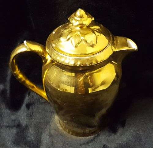 BEAUTIFUL VINTAGE GOLD LUSTRE ROYAL WORCESTER TEA POT