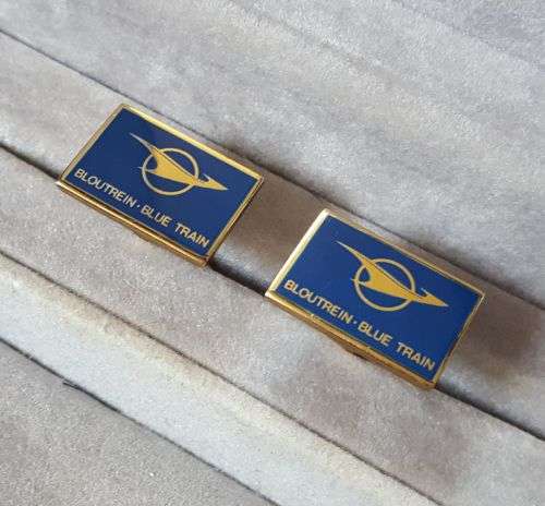 PAIR OF BLUE TRAIN / BLOUTREIN CUFFLINKS