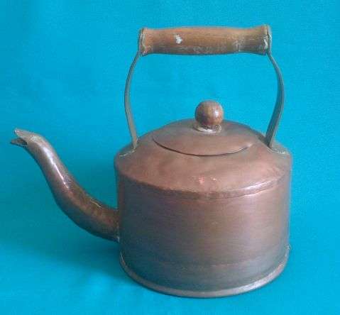 OLD COPPER KETTLE WITH BRASS & WOODEN HANDLE