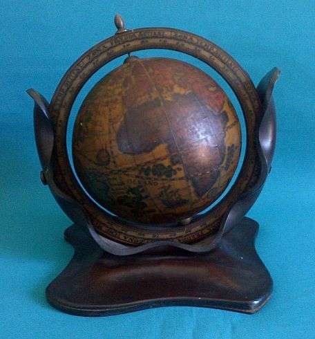 SMALL OLD WOODEN GLOBE >>> MADE IN ITALY