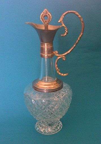 STUNNING GLASS & SILVER PLATED DECANTER/ CLARET JUG