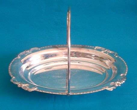 LOVELY SILVER PLATED (E.P.N.S) COOKIE/ SWEET BASKET