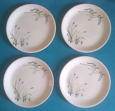4 ALFRED MEAKIN "HOMING SWANS" DINNER PLATES