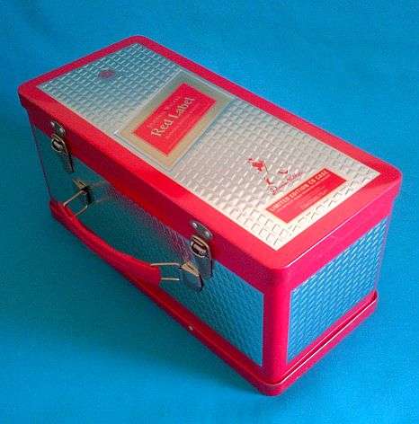 JOHNNIE WALKER LIMITED EDITION CD CASE TIN