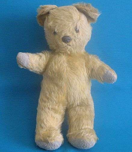 COLLECTABLE VINTAGE MOHAIR TEDDY BEAR