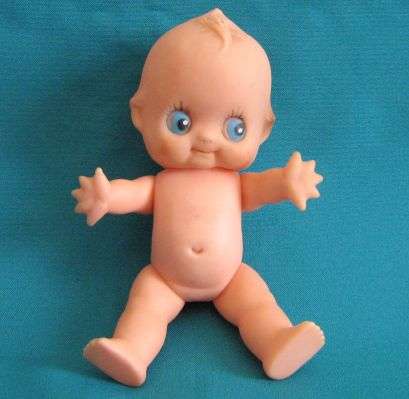 COLLECTABLE VINTAGE KEWPIE DOLL