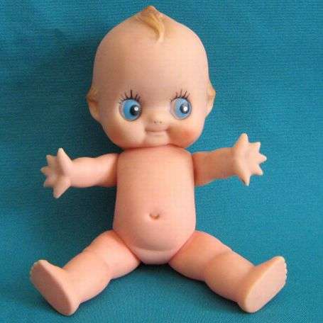 COLLECTABLE VINTAGE KEWPIE DOLL