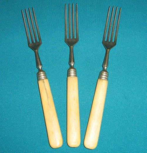 SET OF 3 VERY OLD BONE HANDLE FORKS