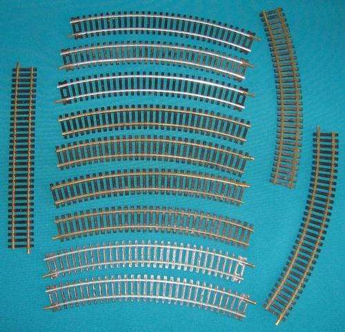 LOT OF 12 LIMA RAILWAYS TRAIN TRACKS- HO SCALE