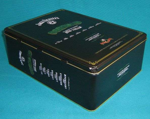 COLLECTABLE JACK DANIEL'S GOLD MEDALS TIN
