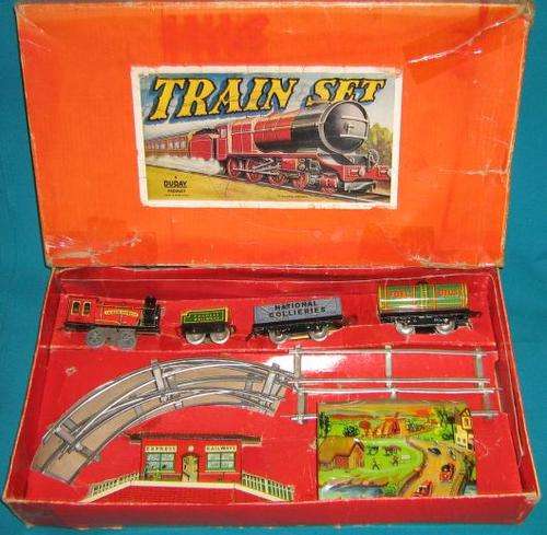 SCARCE!! OLD SOUTH AFRICAN MADE DURAY TIN WIND-UP TRAIN SET IN BOX