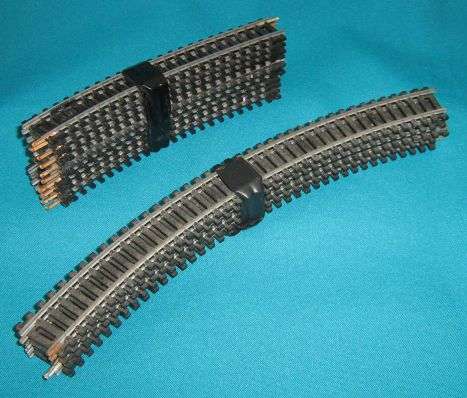 15 LIMA RAILWAYS TRAIN TRACKS- HO SCALE
