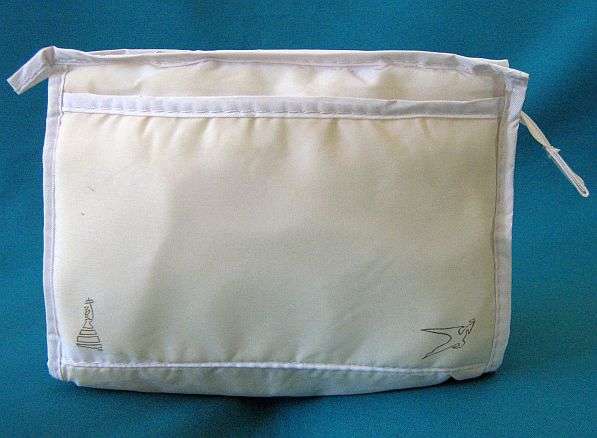 OLD SAA/ SAL FLYING SPRINGBOK VANITY/ TOILETRIES SET