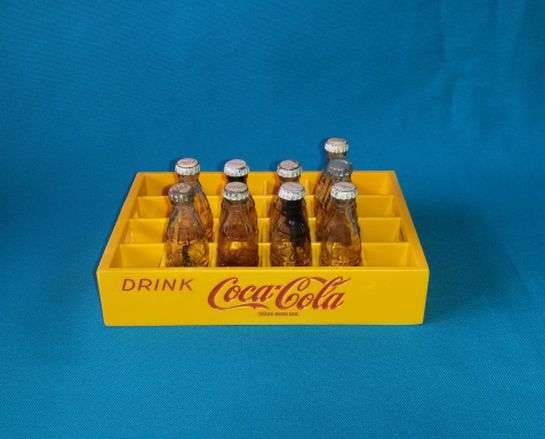 MINIATURE COCA-COLA PLATIC CRATE WITH GLASS BOTTLES