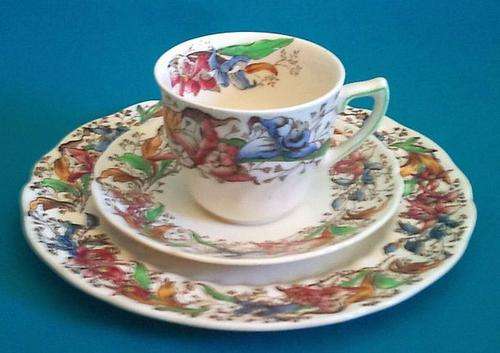 BEAUTIFUL ROYAL DOULTON "TINTERN" TRIO