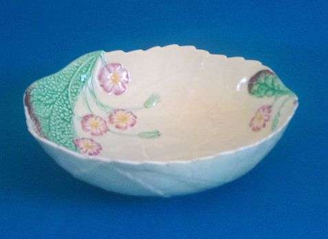 LOVELY LARGE CARLTON WARE BOWL WITH RAISED DESIGN