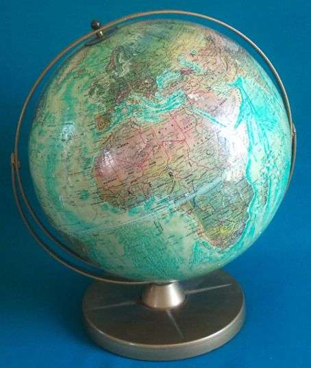 OLD WORLD OCEAN SERIES GLOBE SHOWING RHODESIA ETC