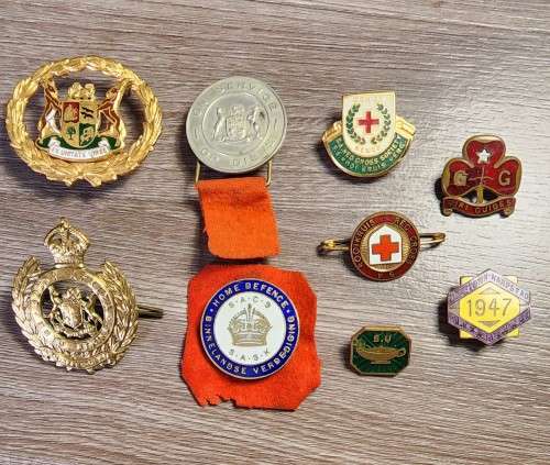 Badges - mixed