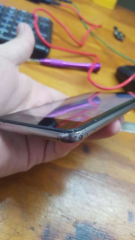 Hisense u962 Phone