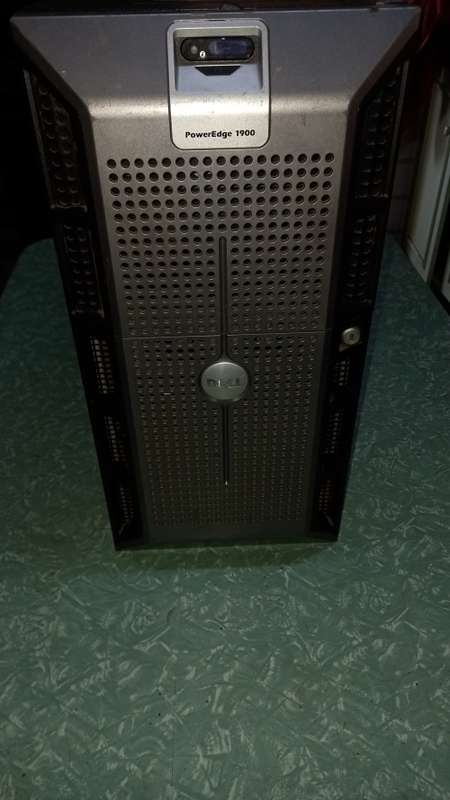DELL PowerEdge 1900 Server