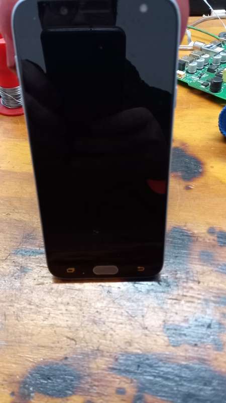 Samsung J7 Pro