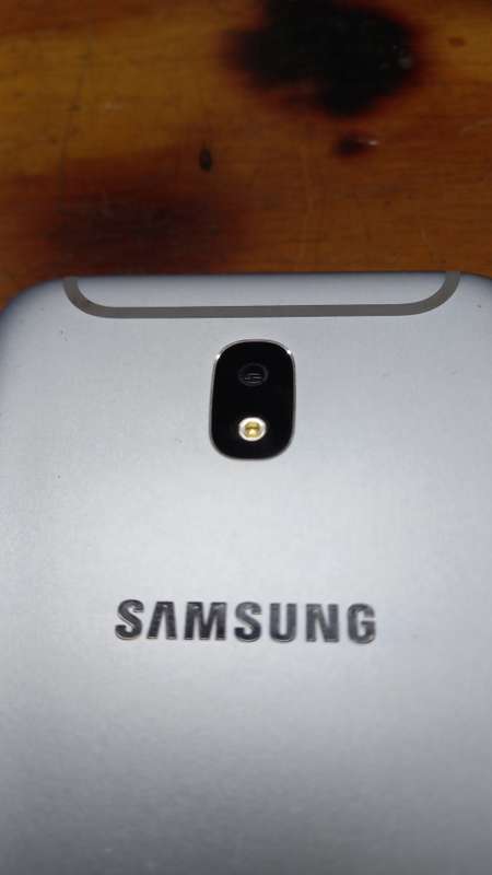 Samsung J7 Pro