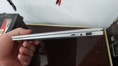 Mecer Laptop (Please Read)