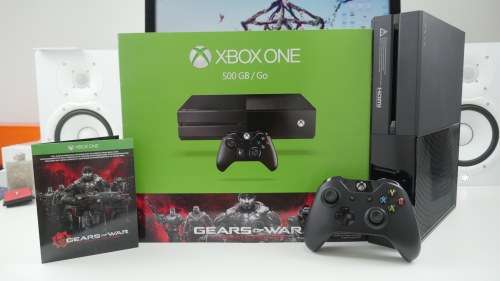 XBox One with two controls and Kinect Sensor and Disney Infinity 3.0 with 3 Games