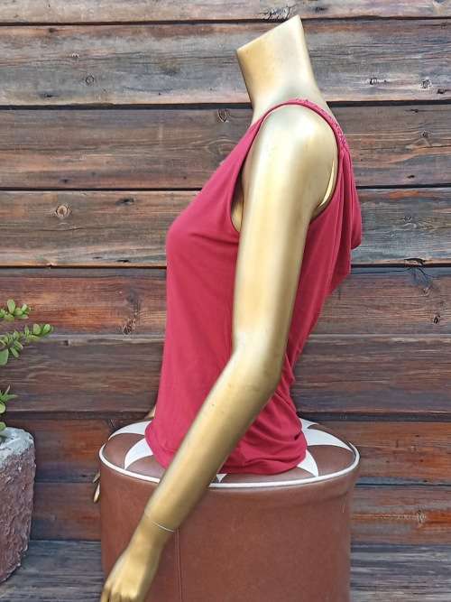 Red Short Sleeve Top 12
