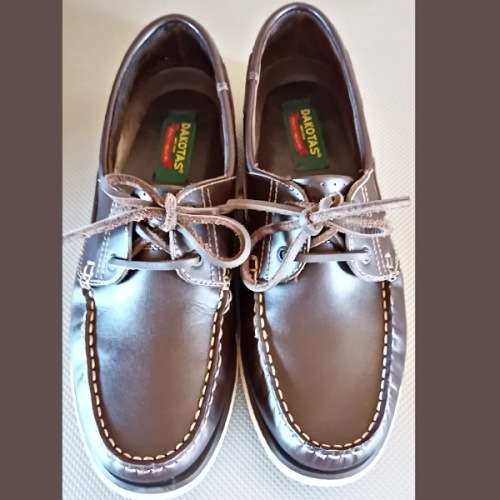 Dakota`s Brown Size 11