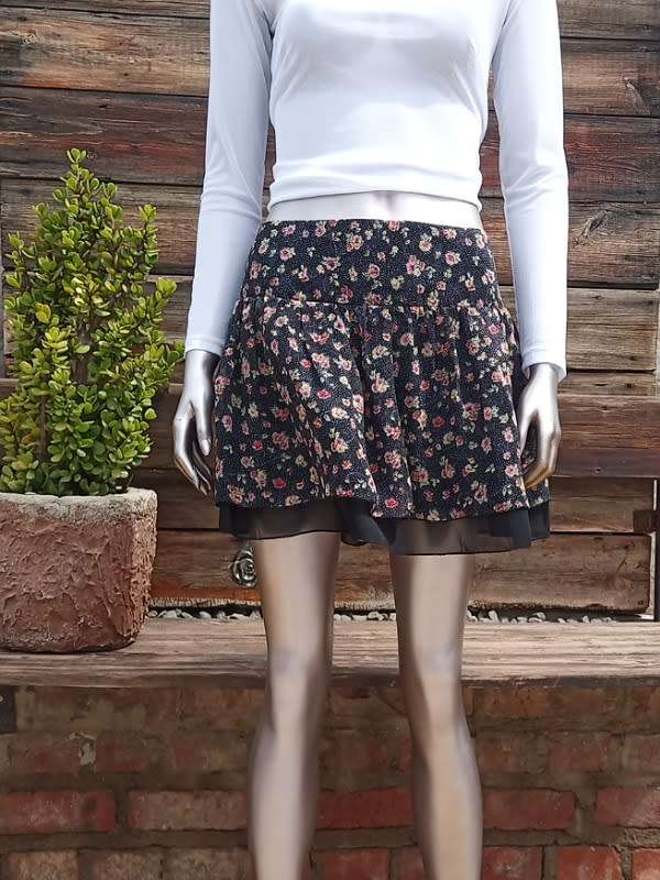 Floral Mini Skirt size 14
