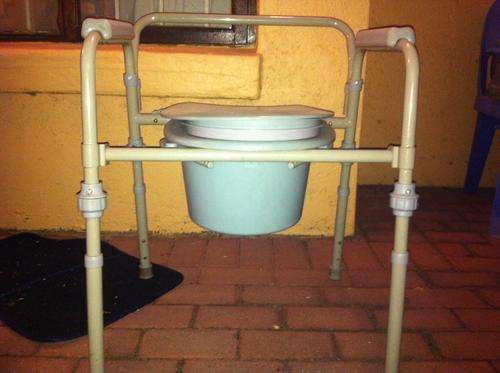 Commode Toilet chair without wheels