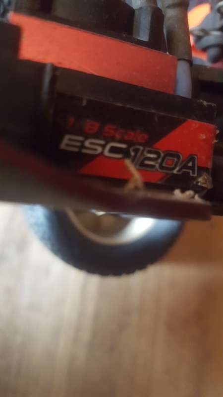 1/8 electric truggy