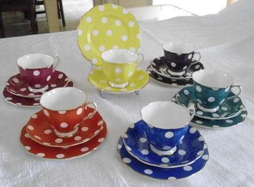 ROYAL ALBERT VINTAGE "POLKA DOT" SET OF 6 TRIOS