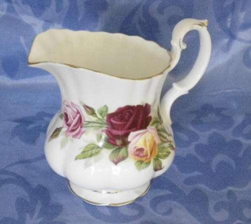 ROYAL ALBERT "KING'S RANSOM" MILK JUG