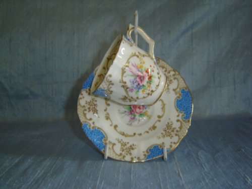 CROWN STAFFORDSHIRE COFFEE CUP & SAUCER very pretty