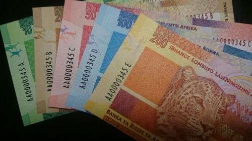 **HOT OFF THE PRESS**Lesetja Kganyago-1st Issue; Mandela Notes*SUPER LOW-Identical serial numbers*
