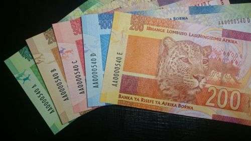 **HOT OFF THE PRESS**Lesetja Kganyago-1st Issue; Mandela Notes*SUPER LOW-Identical serial numbers*