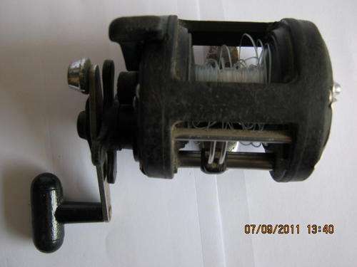 SHIMANO NARROW SPOOL REEL