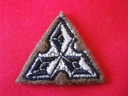 3748 - SWATF CLOTH EMBROIDERED RANK BADGE - BORDER WAR PERIOD - DINNES 3676  - L= 38mm