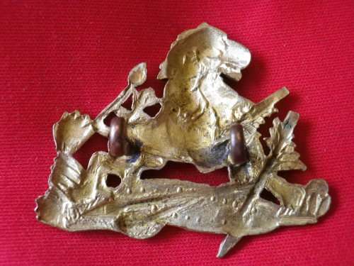 3926 RHODESIA -BSAP BRASS HELMET BADGE 1949-1971